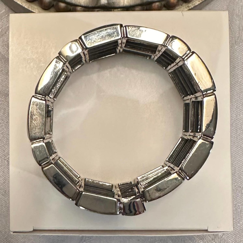 My Moon Stretch Bracelet - Picture 4 of 8